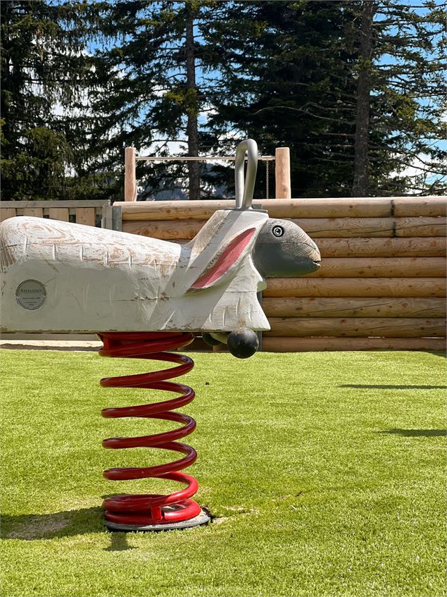 Aire de jeux au Lachat_Crest-Voland - SPL _CREST-VOLAND_COHENNOZ/V_JOSSET