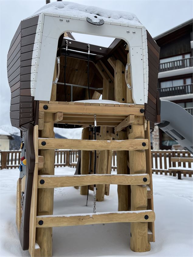 Aire de jeux au Cernix_Cohennoz - OT CVC