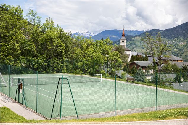 Terrain de tennis aux Allues - Méribel Tourisme d.paillas