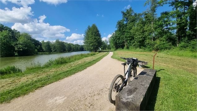 Circuit VTT-VTC n°15 (rouge) - Grand tour de la Haute Bresse - GBA