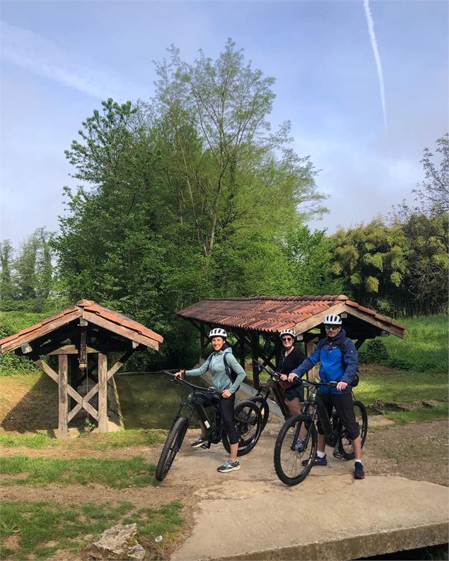 Circuit VTT n°20 (bleu) Passerelle des Vendangeurs - Journans la Sce_Ceyzériat - Mizenboite