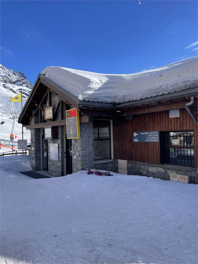 Départ rue du Soleil - Bâtiment du Service des Pistes - OT Val Thorens