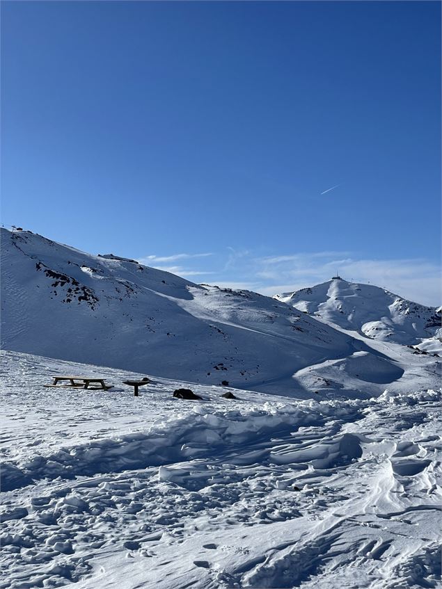 Banc au bout de la retenue d'eau de la Moutière - OT Val Thorens