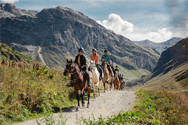 École d'équitation & Poney Club_Val-d'Isère - Yann Allegre
