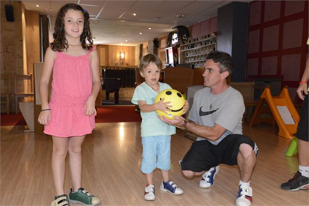 jouez en famille à partir de 3 ans - Bowling Kitzbühel