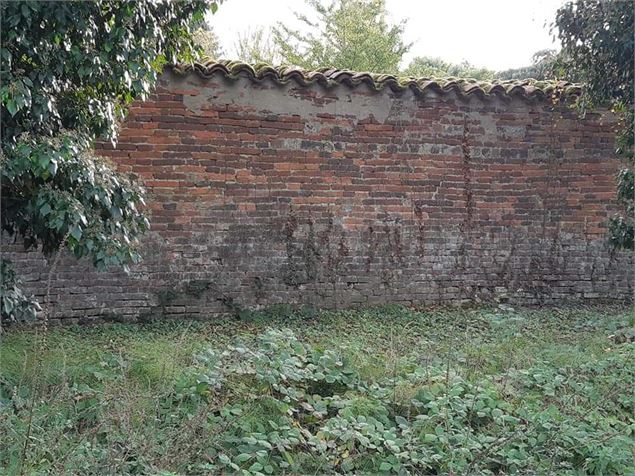 Porte de la Chartreuse de Montmerle - Voie verte - scalland