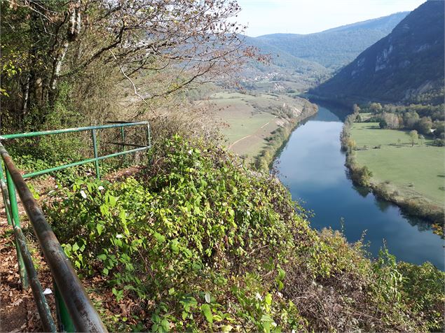 Rocher du Jarbonnet - Prairie de la rivière d'Ain_Cize - Pierre Jayet