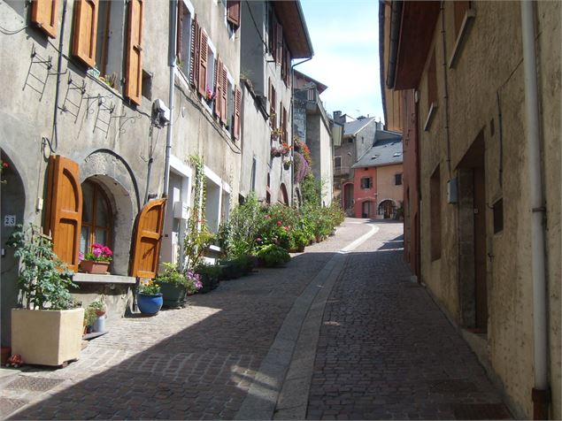Vieille Ville de Montmélian - rue de la Chaîne - Ville de Montmélian