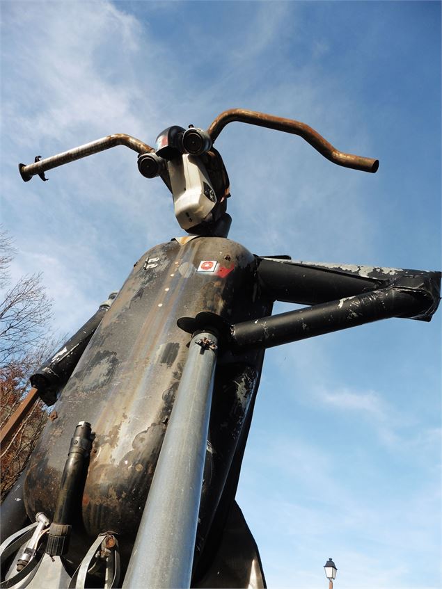 Art Vache : Répression - DOKA Productions