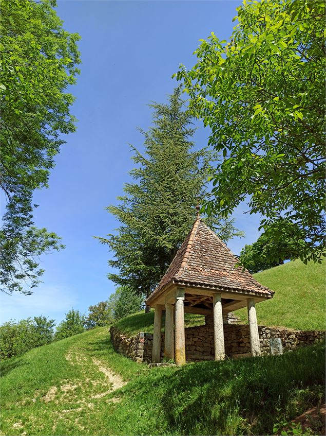 calvaire de Vaux en Bugey - Marilou Perino