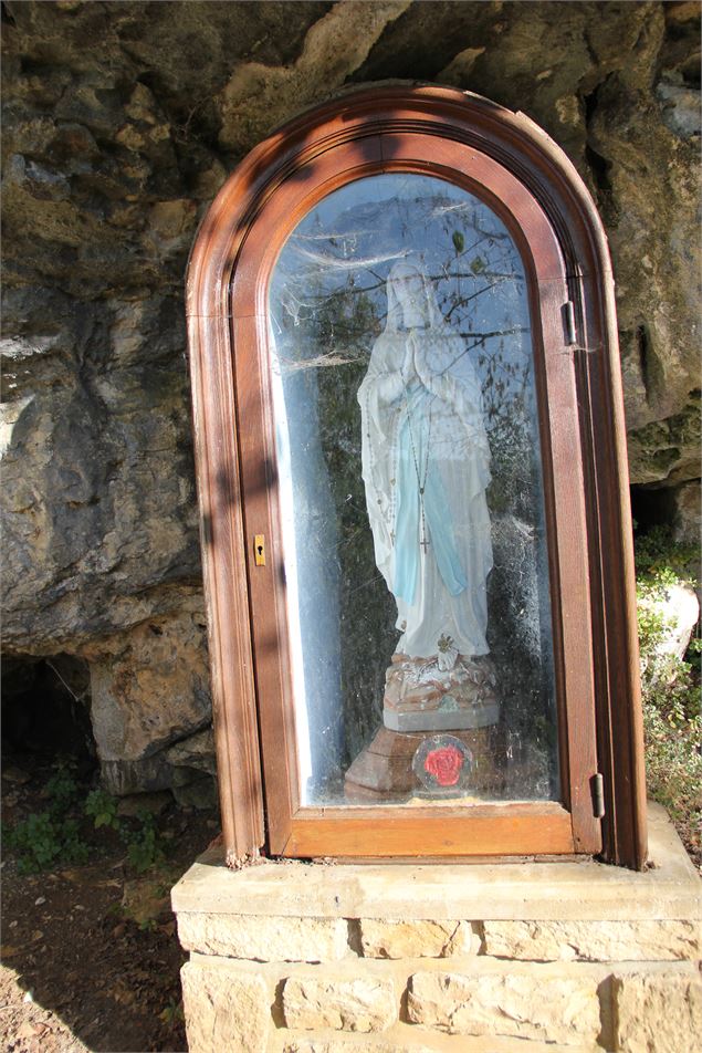 La Roche à Salavre - Vierge - Calland Sébastien