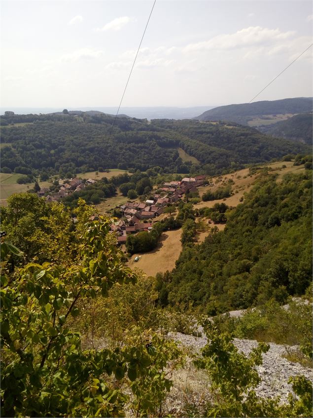 Vue sur le Bugey depuis la carrière de Cerin - OT - S.Megani