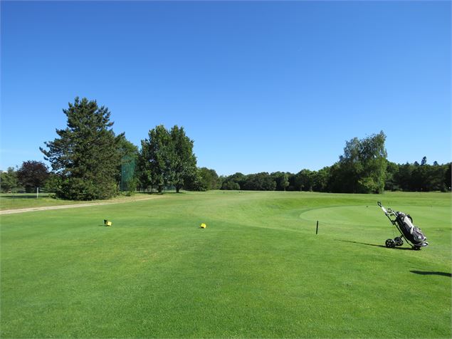 Départ trou n°1 du parcours 9 trous - Golf de Bourg-en-Bresse