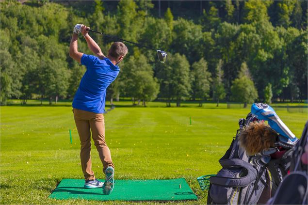 Golf Le Rocher Blanc - Le Grand Bornand tourisme - Alpcat Medias