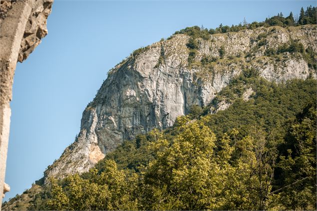 La Chaux depuis l'Abbaye d'Aulps - Lucie Tanguy / Vallée d'Aulps Tourisme