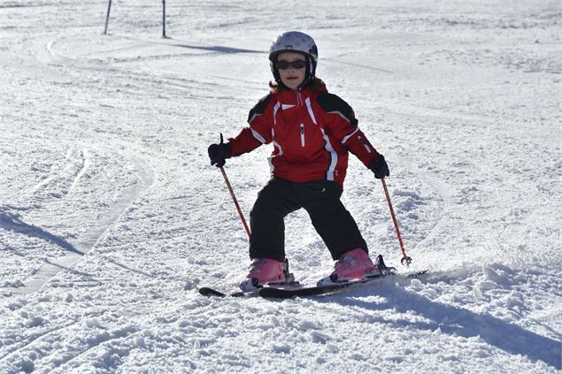 La première descente à ski sur le front de neige du Ludoffaz - Patrick Brault
