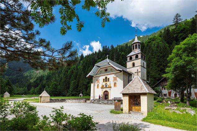 Le sentier du Val Montjoie, de Saint-Gervais aux Contamines