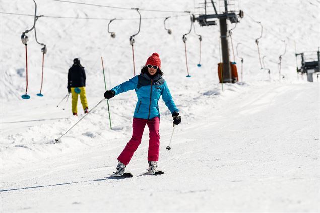 Descente à ski de la piste Digues - Gregoire Fauquenoi