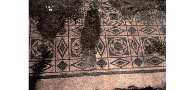 Une des mosaïques - Mairie de Gilly-sur-Isère