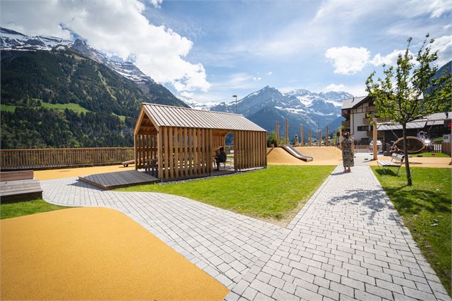 Place de Jeux_Champéry