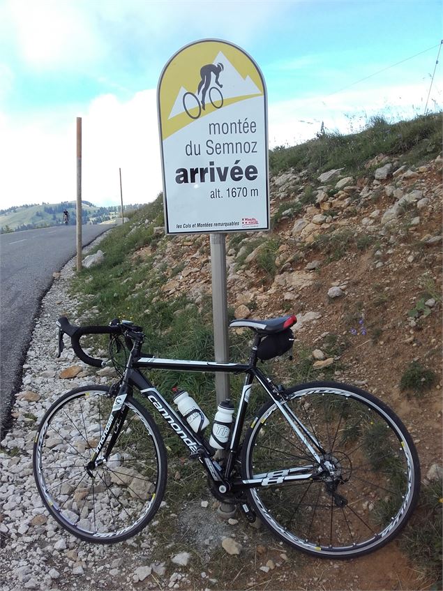 Borne arrivée - © Savoie Mont Blanc - Anglade