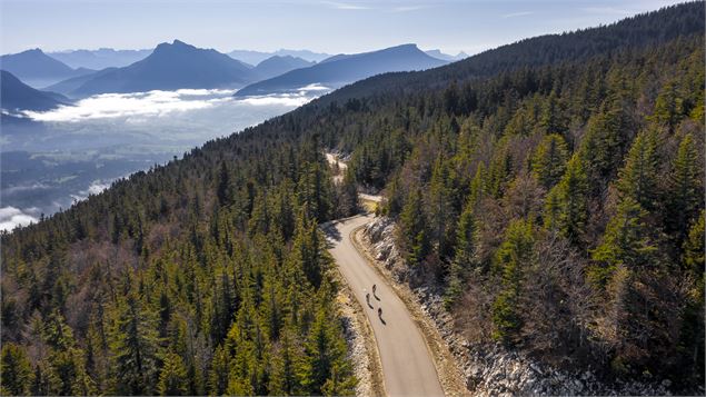 Tour du lac par le haut - itinéraire cyclo_Annecy - Tristan Shu - Annecy Mountains