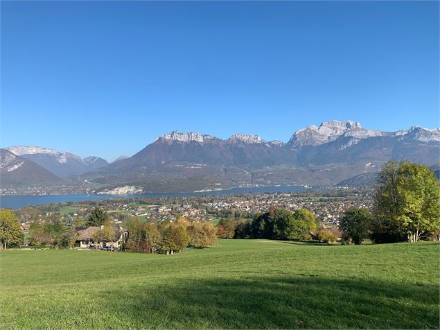 La panoramique du lac - itinéraire cyclo_Annecy - Tristan Shu - Annecy Mountains