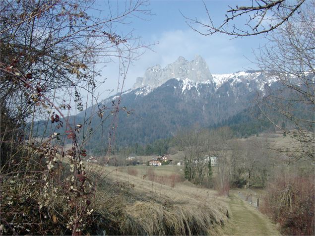 Boucle de la cascade de Talloires - SavoieMontBlanc- Martelet