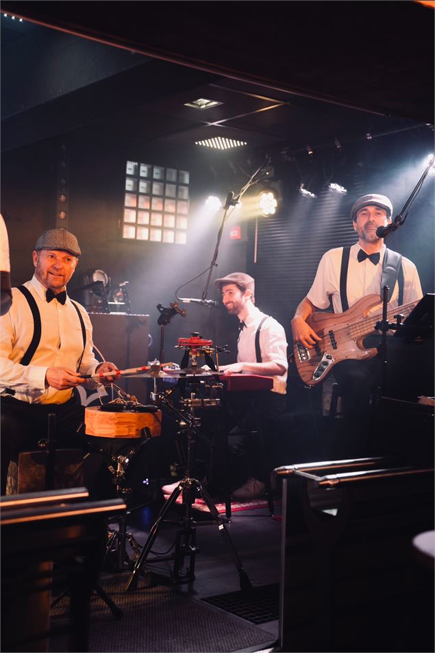 - Giulia Elena Campo B