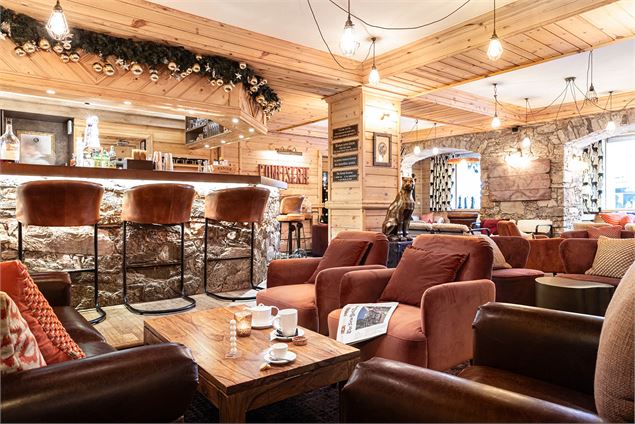 Salon - Bar - Y-Studio