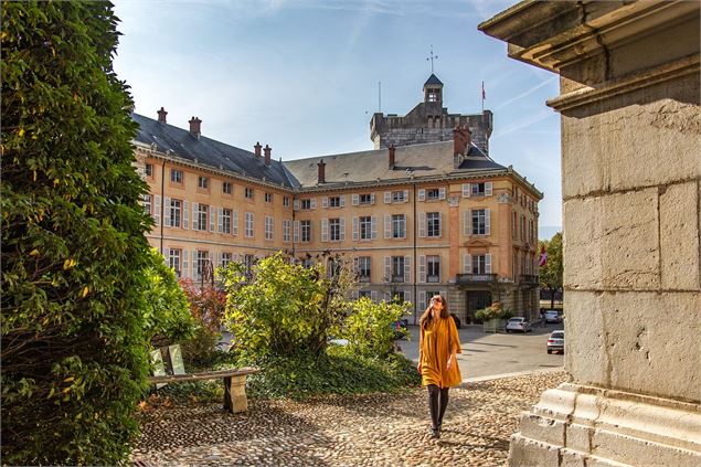 Château des ducs de Savoie - Heliatus Drone