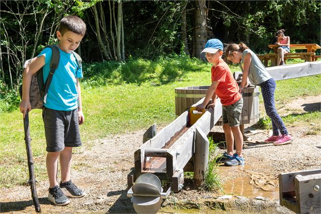 Jeux de l'étape aux Contamines Montjoie - Les Contamines Tourisme