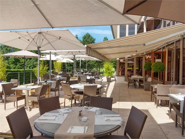 La terrasse du restaurant en pleine nature au Golf du Clou - Golf du Clou