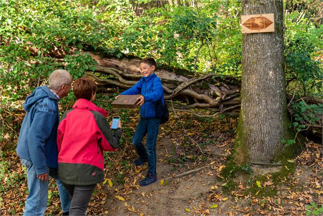 Géocaching / jeu d'aventure - Charles Savouret