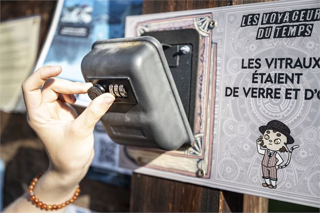 Ouverture du boitier - Tilby Vattard