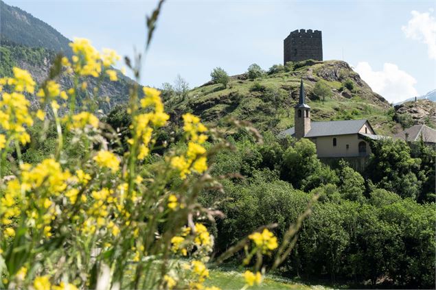 Vue sur la tour de Bérold - Tilby.Vattard