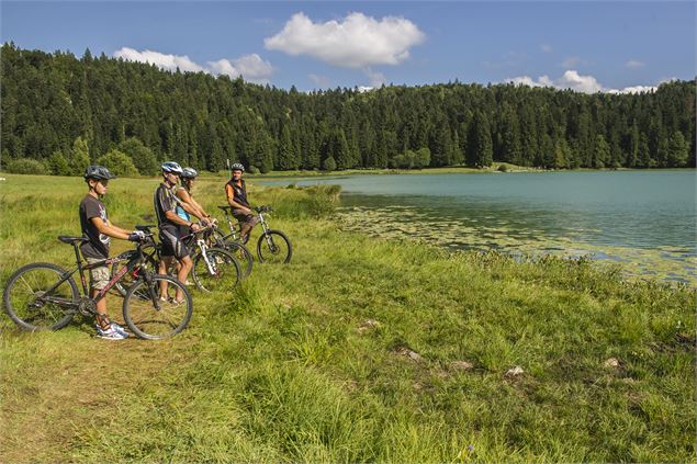 Parcours VTT 69 rouge - Du lac Genin aux bords de Sylans - Espace FFC Ain Forestière - Jean Yves Cre
