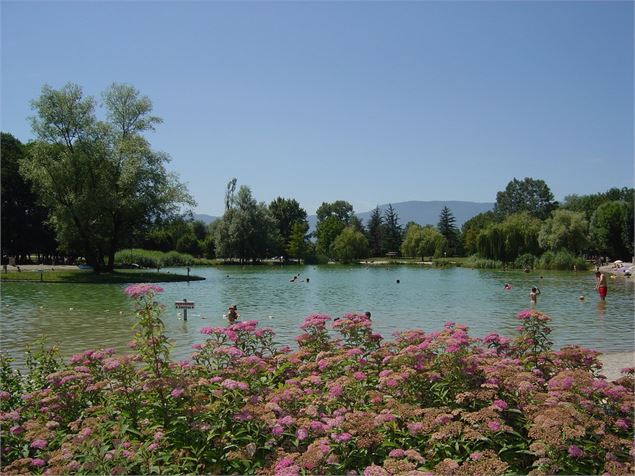 Plan d'eau de Challes-les-Eaux - Office de Tourisme de Challes-les-Eaux / C.Rivolly