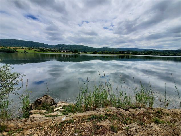 Lac de Samognat - Jérôme Pruniaux - Agence ARGO - HautBugeyTourisme