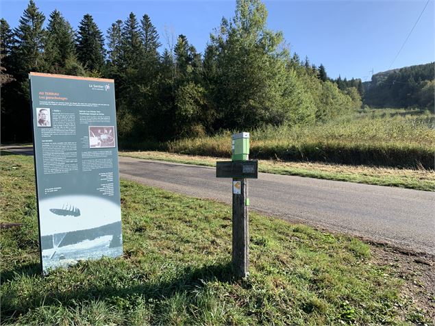 Panneau indicatif - Maxime Michel