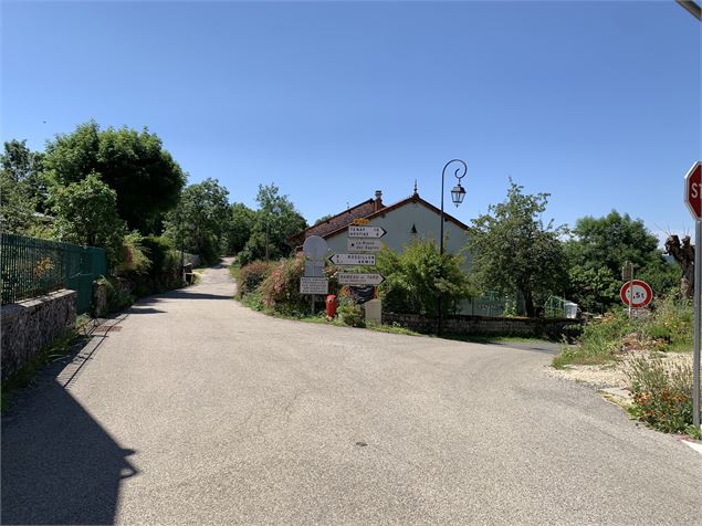 Route goudronnée - Maxime Michel