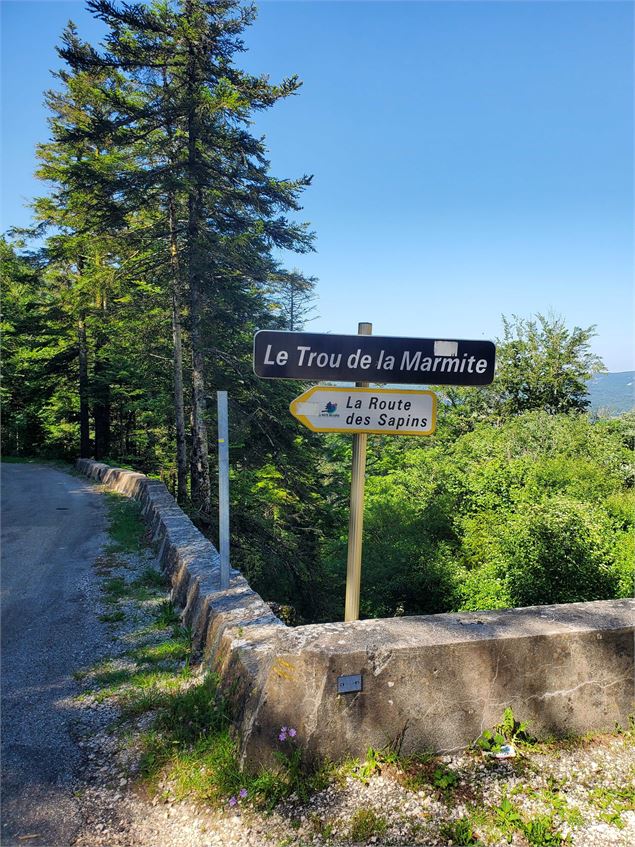 Planachat et la ferme Guichard - Christophe Kaderabek - Haut Bugey Tourisme