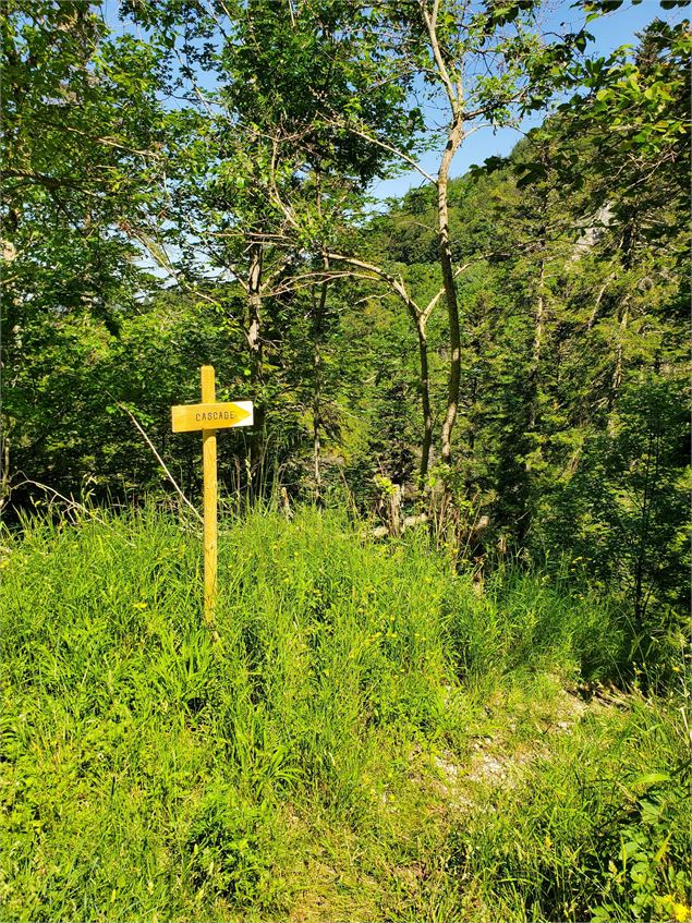 Planachat et la ferme Guichard - Christophe Kaderabek - Haut Bugey Tourisme