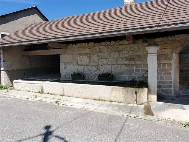 Planachat et la ferme Guichard - Christophe Kaderabek - Haut Bugey Tourisme