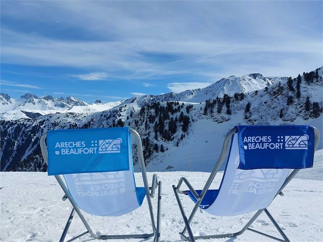 Chaises longues au Pas des Vaches - OTAB-PM