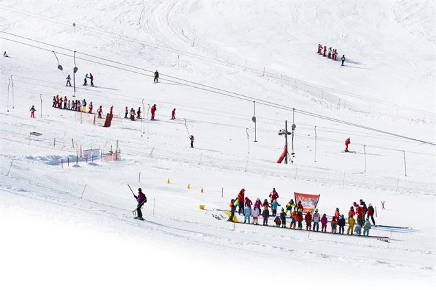 Ski alpin aux Plans d'Hotonnes_Haut Valromey - Laurent Madelon - CC Bugey Sud