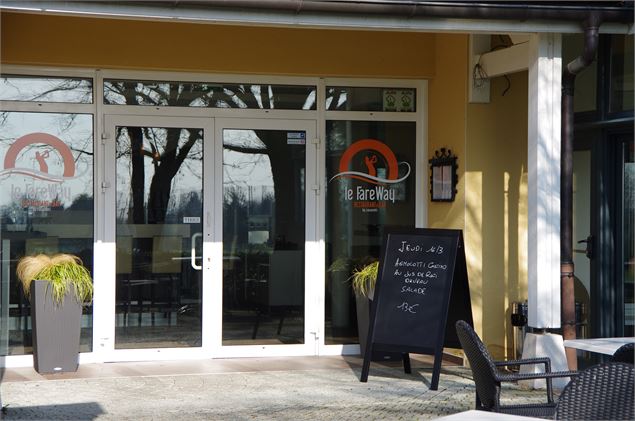 Terrasse Restaurant - ©Golf Domaine de Gonville