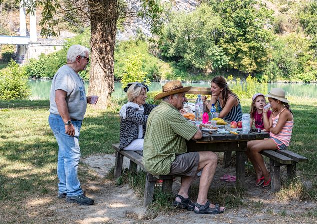 Aire de pique-nique - Henri De Caevel