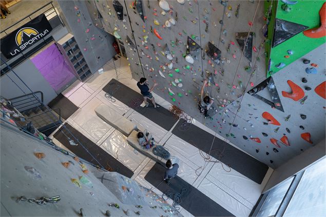 CortiGrimpe - Tom Apeloig