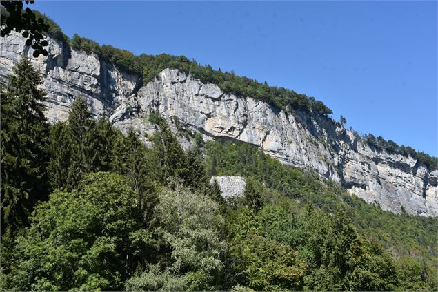 La Pierre à Voix depuis Outredière - Wendy Vincent